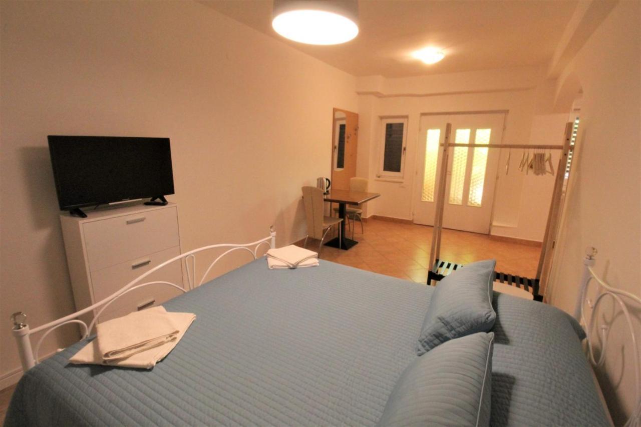 Apartment Orietta Savudrija Eksteriør bilde